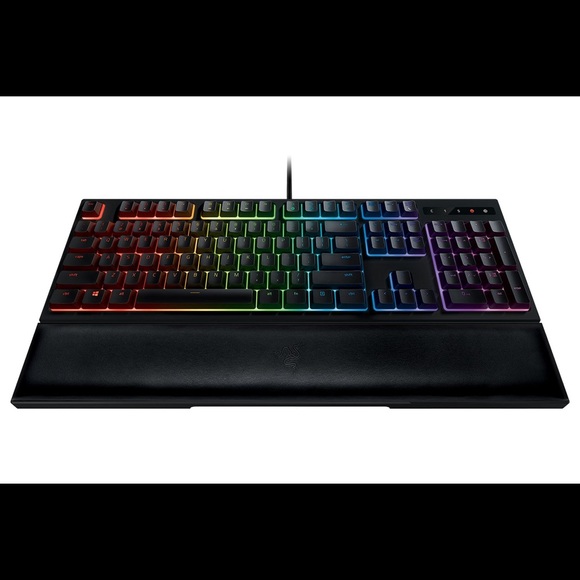 Quality Barely Used Razer Keyboard. - Picture 2 of 3